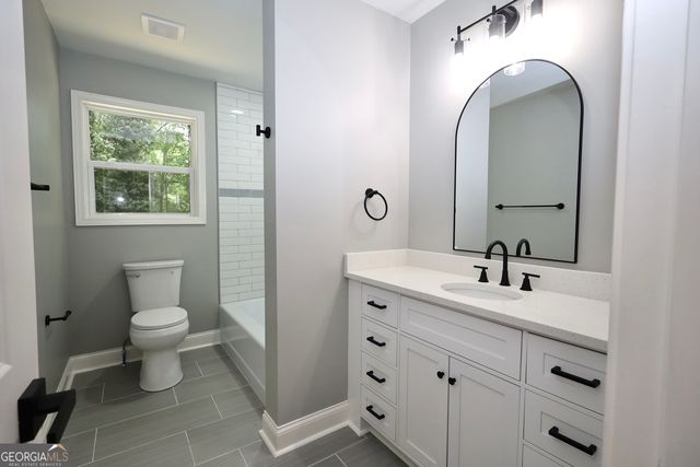 3941 Canterbury Walk, Douglasville, GA 30135