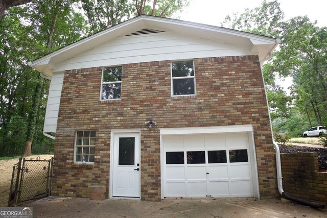 3941 Canterbury Walk, Douglasville, GA 30135