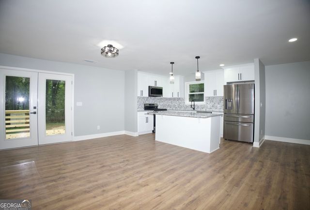 3941 Canterbury Walk, Douglasville, GA 30135