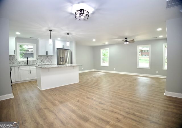 3941 Canterbury Walk, Douglasville, GA 30135