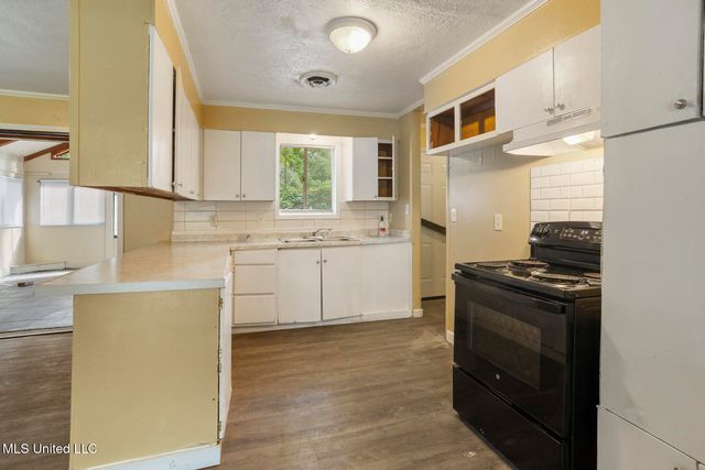 1716 Smallwood Street, Jackson, MS 39212