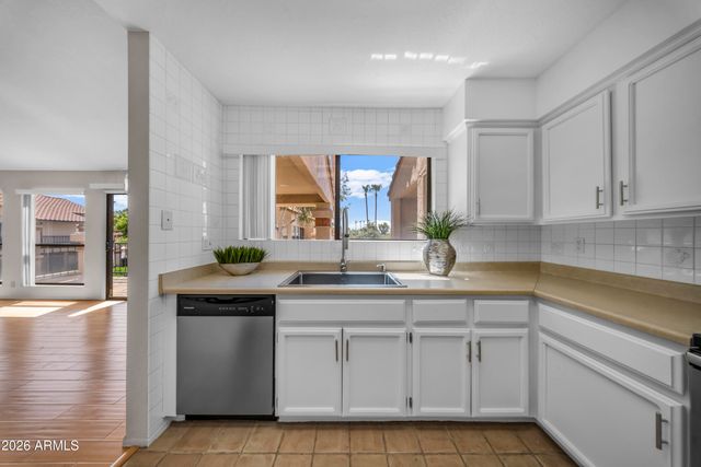 9707 E MOUNTAIN VIEW Road 2450, Scottsdale, AZ 85258