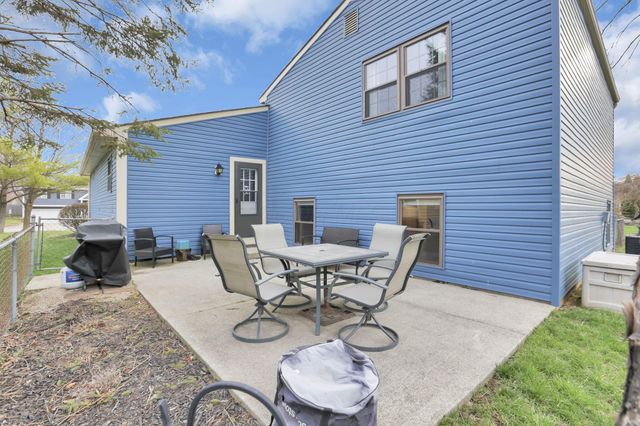 2417 Fernwood Avenue, Grove City, OH 43123