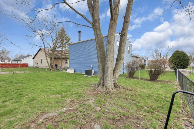 2417 Fernwood Avenue, Grove City, OH 43123