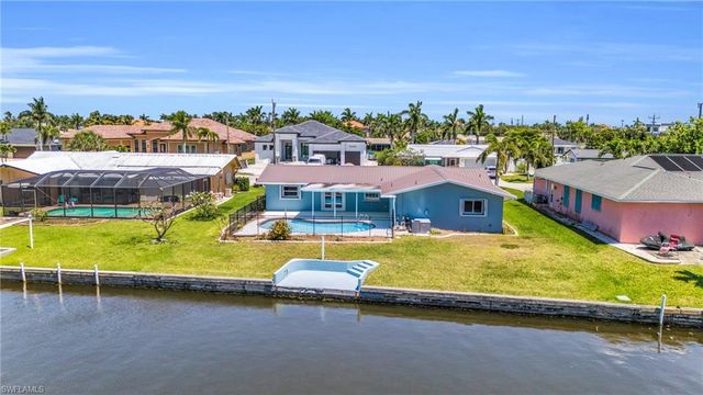 5230 Sarasota CT, Cape Coral, FL 33904