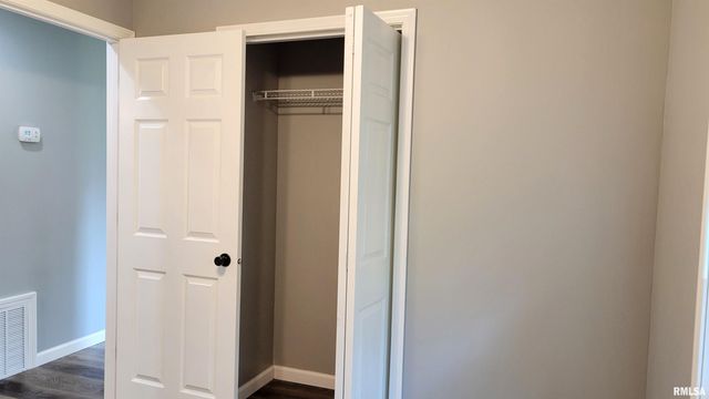 1005 MOORE Street, Carterville, IL 62918