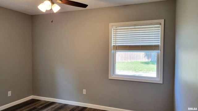 1005 MOORE Street, Carterville, IL 62918