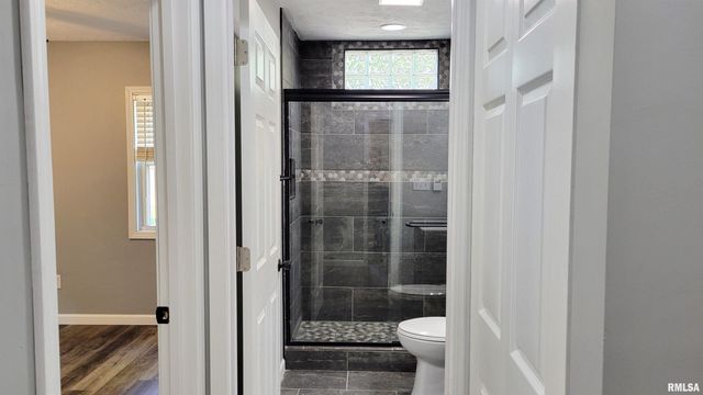 1005 MOORE Street, Carterville, IL 62918