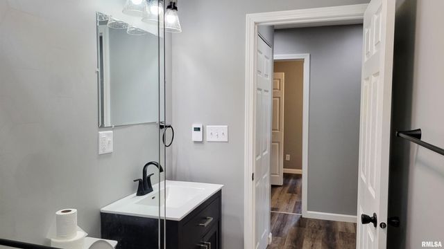 1005 MOORE Street, Carterville, IL 62918