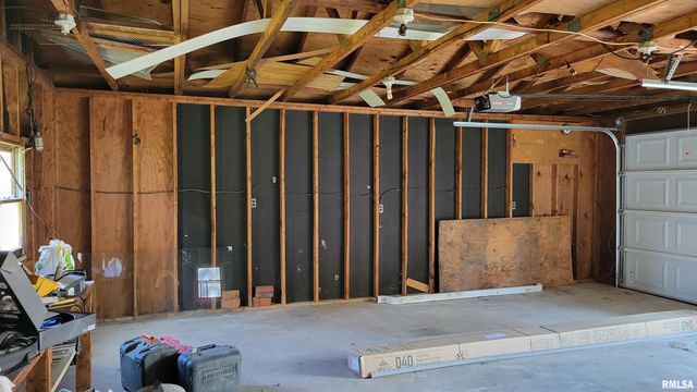 1005 MOORE Street, Carterville, IL 62918