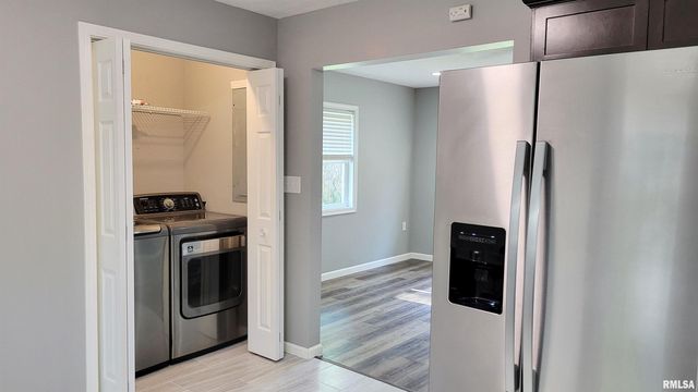 1005 MOORE Street, Carterville, IL 62918