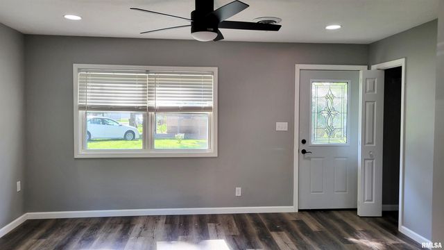 1005 MOORE Street, Carterville, IL 62918