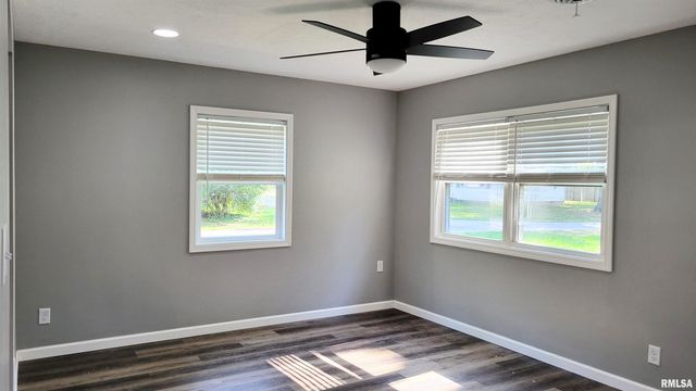 1005 MOORE Street, Carterville, IL 62918