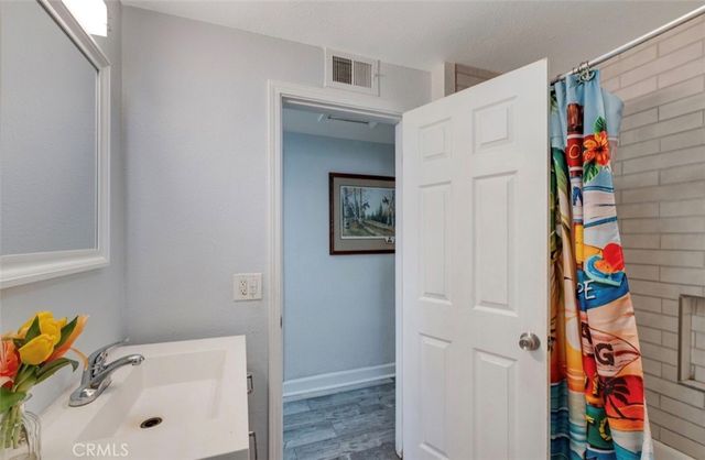 10347 Kalmia Street, Los Angeles, CA 90002