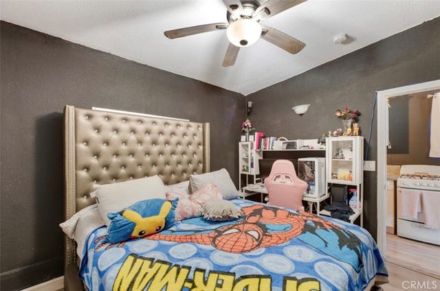 10347 Kalmia Street, Los Angeles, CA 90002