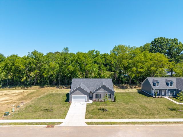 124 Centennial Lane, Columbia, TN 38401