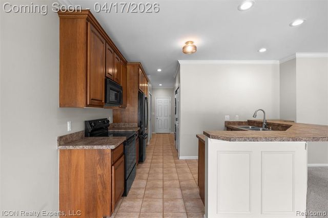 1712 Cassady Place Drive, Plymouth, MI 48170
