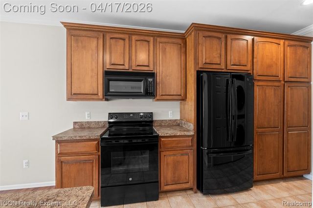 1712 Cassady Place Drive, Plymouth, MI 48170