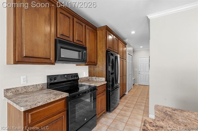 1712 Cassady Place Drive, Plymouth, MI 48170