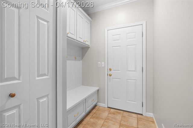 1712 Cassady Place Drive, Plymouth, MI 48170