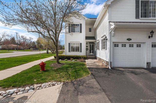 1712 Cassady Place Drive, Plymouth, MI 48170