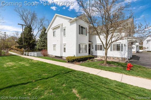 1712 Cassady Place Drive, Plymouth, MI 48170