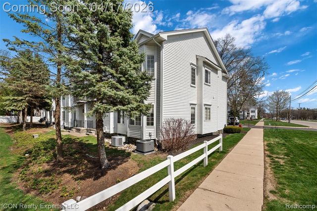 1712 Cassady Place Drive, Plymouth, MI 48170