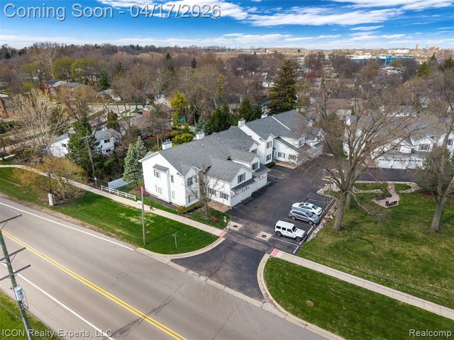 1712 Cassady Place Drive, Plymouth, MI 48170