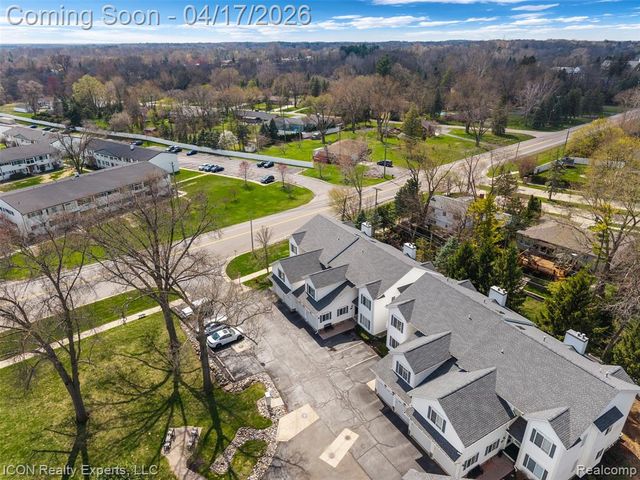 1712 Cassady Place Drive, Plymouth, MI 48170