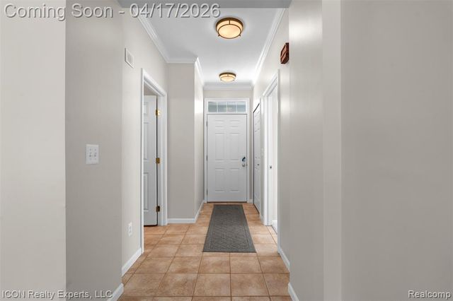 1712 Cassady Place Drive, Plymouth, MI 48170