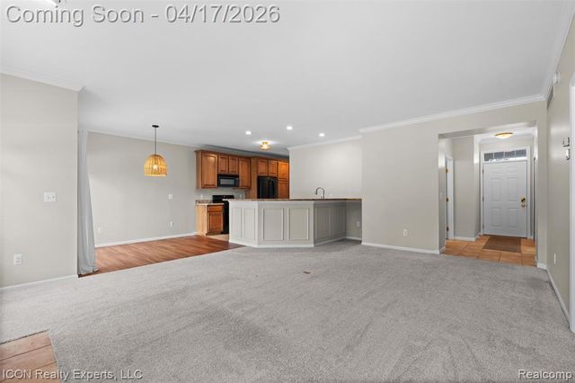1712 Cassady Place Drive, Plymouth, MI 48170