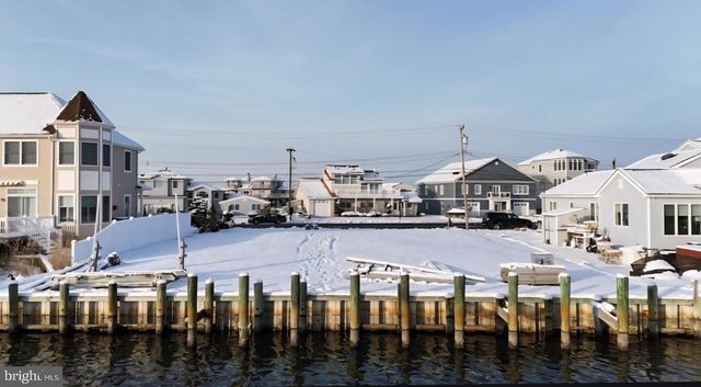 1025 CAPSTAN DR, Forked River, NJ 08731