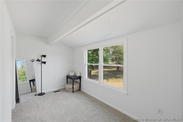 1515 Nole Drive, Jeffersonville, IN 47130