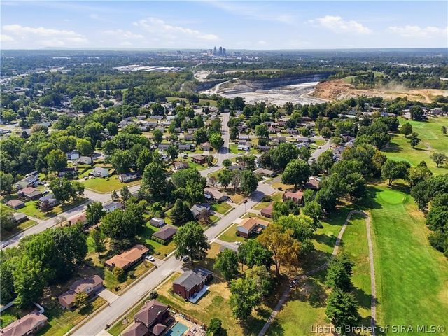 1515 Nole Drive, Jeffersonville, IN 47130