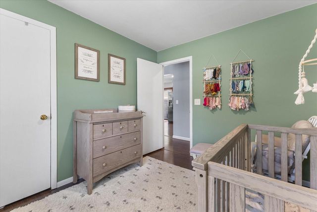 2104 Garland AVENUE, Waukesha, WI 53188
