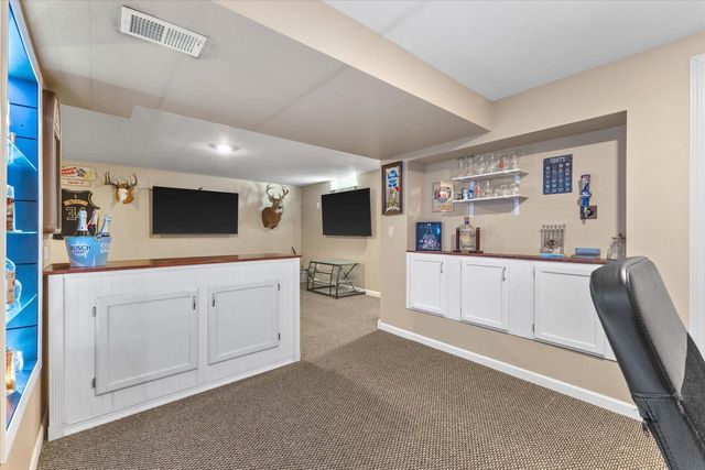 2104 Garland AVENUE, Waukesha, WI 53188