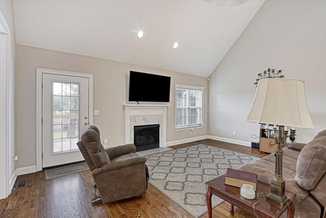1009 Neilson Street, Aiken, SC 29803