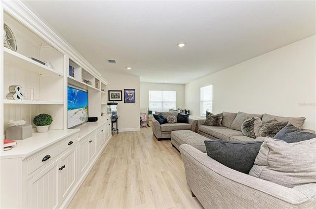16724 BARNWOOD PLACE, Bradenton, FL 34211