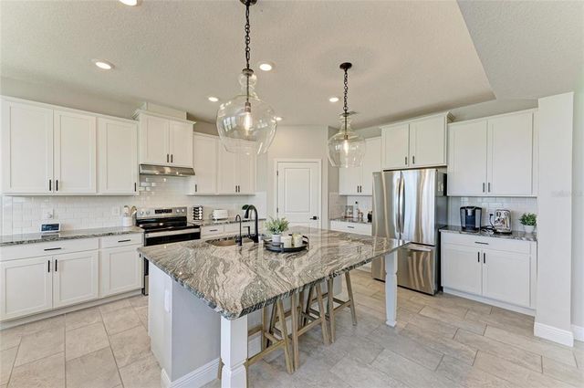 16724 BARNWOOD PLACE, Bradenton, FL 34211