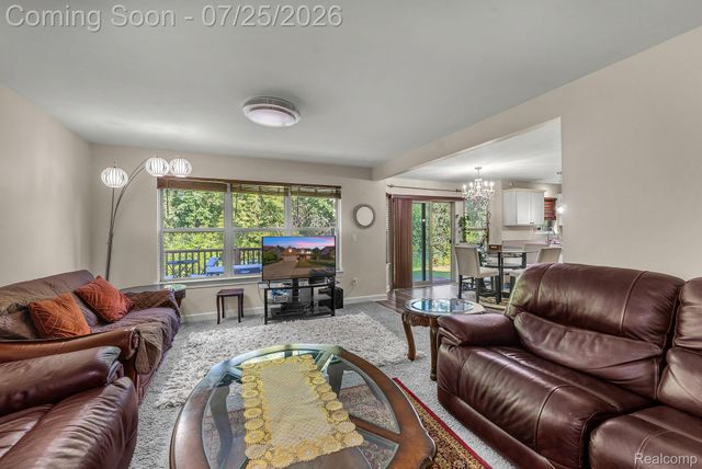 26923 Pepperwood Drive, Woodhaven, MI 48183