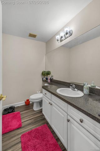 26923 Pepperwood Drive, Woodhaven, MI 48183