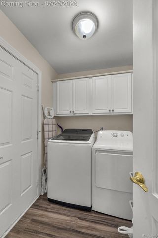 26923 Pepperwood Drive, Woodhaven, MI 48183