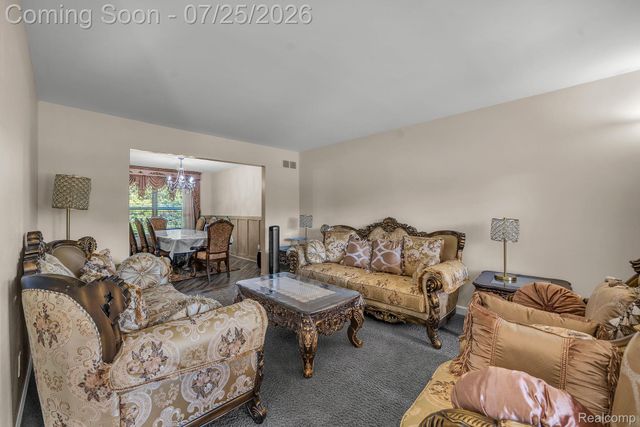 26923 Pepperwood Drive, Woodhaven, MI 48183
