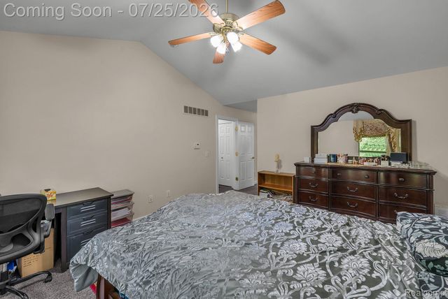 26923 Pepperwood Drive, Woodhaven, MI 48183