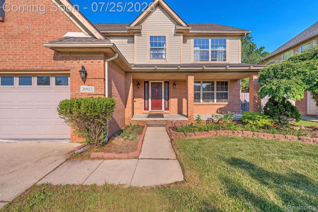 26923 Pepperwood Drive, Woodhaven, MI 48183