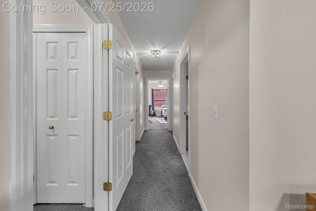 26923 Pepperwood Drive, Woodhaven, MI 48183