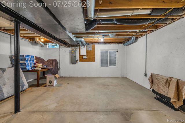 26923 Pepperwood Drive, Woodhaven, MI 48183