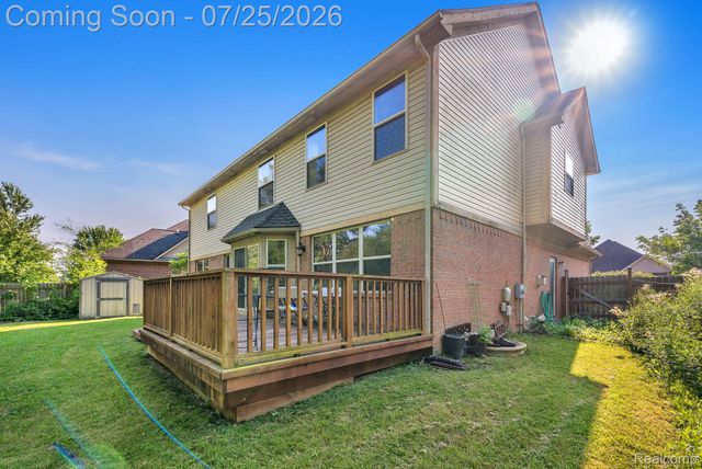 26923 Pepperwood Drive, Woodhaven, MI 48183