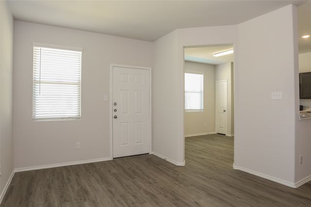 5505 Shore Point Trail, Fort Worth, TX 76119