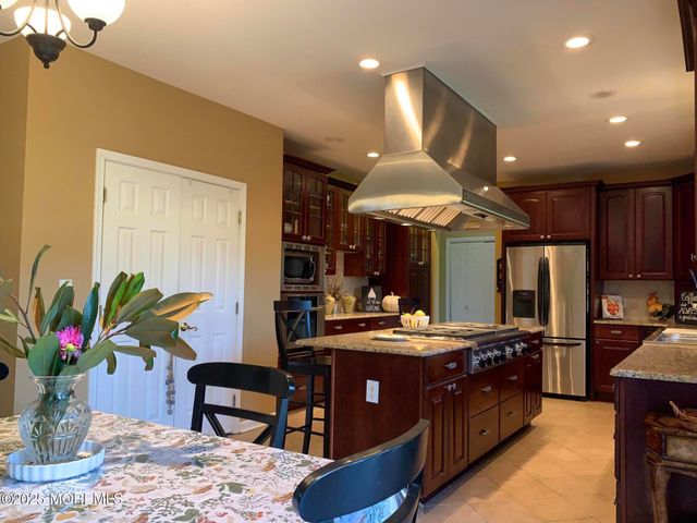 163 Sharon Station Road, Robbinsville, NJ 08691